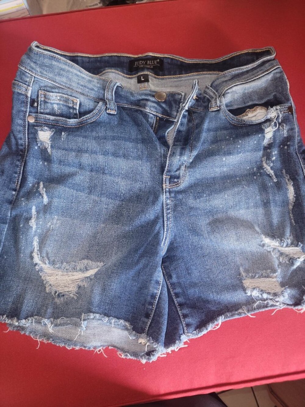 Judy Blue Women's Large Distressed Stretch Denim Shorts Raw Hem Medium Wash